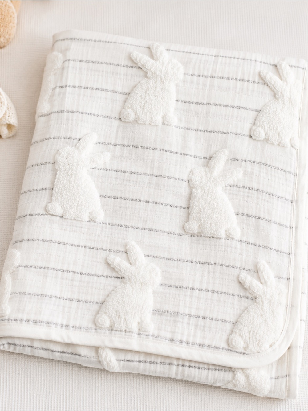 COTTON White Bunny Appliqué Baby Blanket/Throw
